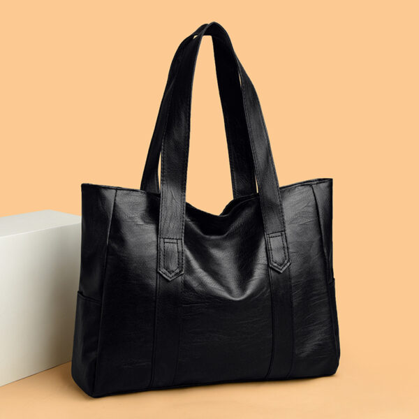 Large Capacity Commuter's All-matching Portable And Fashion Shoulder Bag Casual Tote Bag Autumn And Winter Fashion Handbag - Image 7